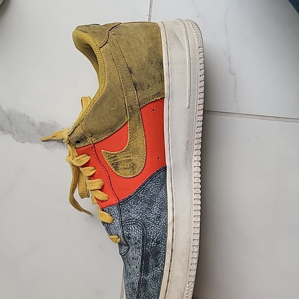 Nike Air Force 1
